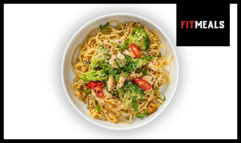 Fit Meals - Chicken teriyaki noedels met teriyakisaus en broccoli
