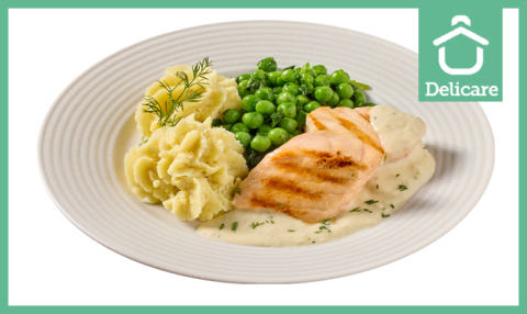 Zalmfilet in dillesaus met spinazie- en doperwtenmix en aardappelpuree met peterselie en bieslook (natriumarm)