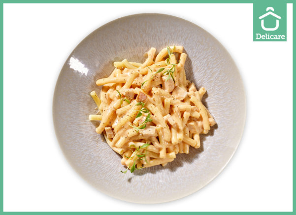 Macaroni met ham en kaassaus (natriumarm)