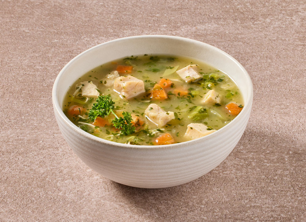 Kippensoep met stukjes kip