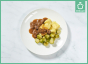 Rundvlees in kruidige jus met spruitjes en gekookte aardappelen (natriumarm)