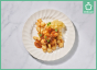 Kipfilet in uiensaus met appelmoes en gebakken aardappelblokjes (natriumarm)