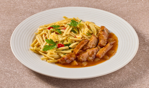 Babi ketjap met bami