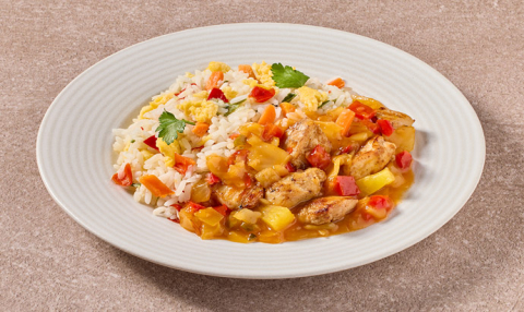 Nasi met kip in zoetzure saus (kleine eiwitrijke maaltijd)